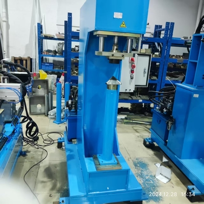 qualità  380V Hydraulic Corner Pressing Machine for Stainless Steel Sinks fabbrica