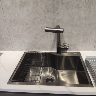 qualità  Handmade 15° Slope Diversion Stainless Steel Kitchen Sink with 304/316 Food Grade Material fabbrica