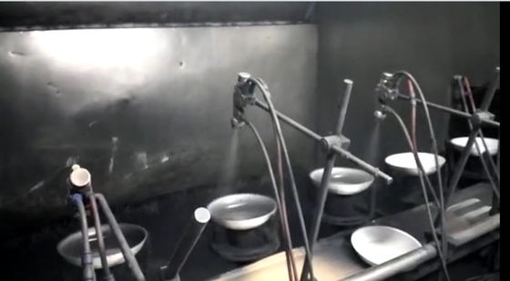 Linea di produzione automatica delle pentole del rivestimento di colore macchina per la fabbricazione di alluminio dell'utensile