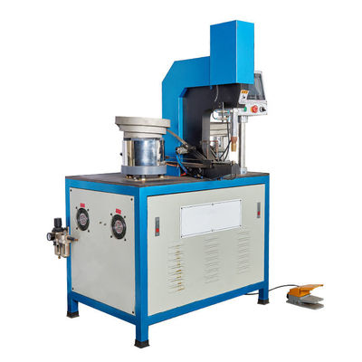 Prezzo buono Macchina di rivettazione automatica di utensili da cucina in alluminio Pressa idraulica Tipo per utensili da cucina in linea