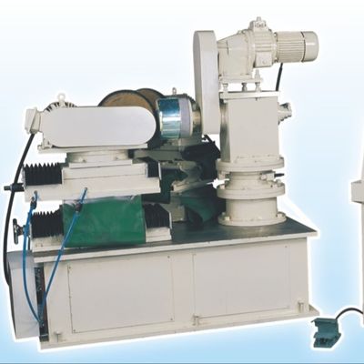 Macchina di lucidatura automatica per la lucidatura di bordi di utensili da cucina per utensili metallici