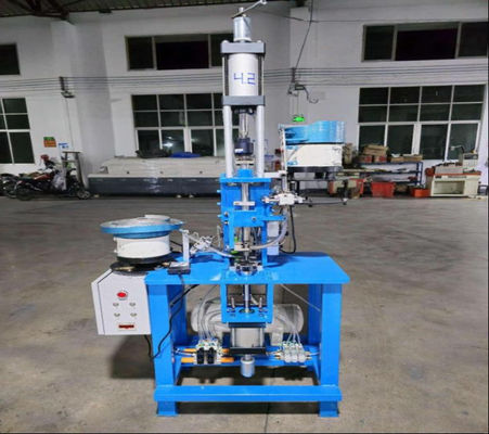 Riveter automatico per copertura di vetro Riveting di ventilazione chiusura chiodo