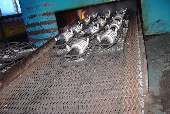 Fabbrica di attrezzature per forni di brasatura in alluminio a gas protetto con controllo continuo della temperatura ad alta precisione