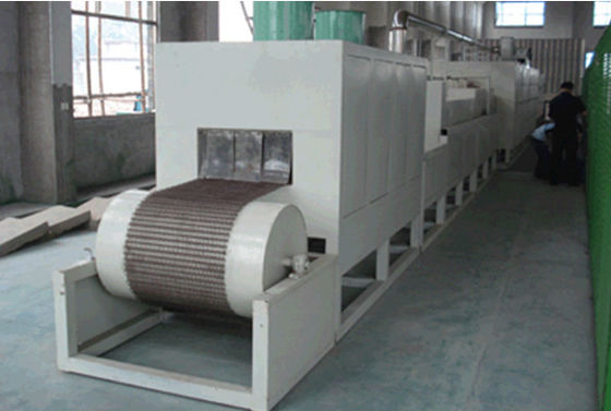 Fabbrica di attrezzature per forni di brasatura in alluminio a gas protetto con controllo continuo della temperatura ad alta precisione