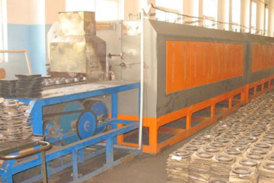 Prezzo buono Linea di produzione di attrezzature per forni industriali per il riscaldamento di componenti metallici a fascia reticolare in linea