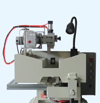 La macchina di saldatura a induzione CNC automatica di massima precisione per la lavorazione industriale della lamiera
