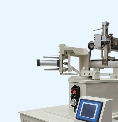 L'applicazione della macchina di saldatura a controllo numerico per lamiere metalliche