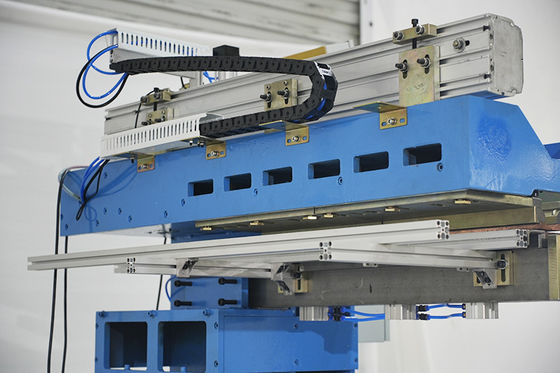 Macchina di saldatura a cucitura retta di alta qualità per pannelli di metallo robusto in acciaio inossidabile per diversi gradi di materiale