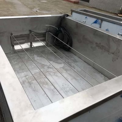 Apparecchiature industriali avanzate per la pulizia e l'essiccazione degli oggetti metallici