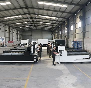 Macchina di taglio laser CNC a metallo servo controllata per lavandini artigianali
