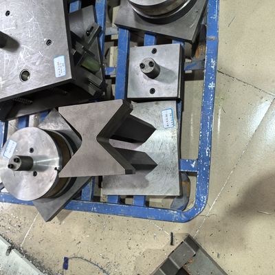 Macchina di saldatura a cucitura automatica Macchina di saldatura a cucitura di precisione Macchina di saldatura a cucitura CNC Macchina di saldatura a cucitura dell'industria alimentare