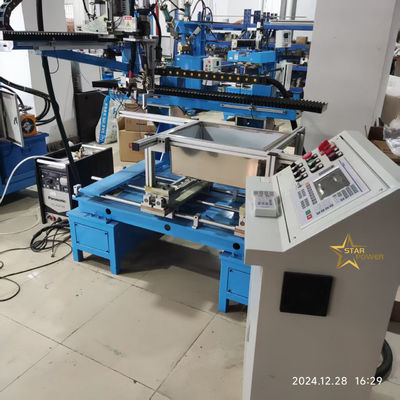Macchina di saldatura a controllo numerico per la produzione di lavandini con tecnologia avanzata