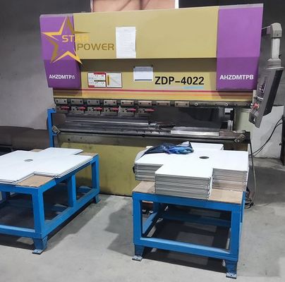 Intelligent Bending Machine Sink Bending Forming 1300mm Column Spacing (Motore di piegatura intelligente)