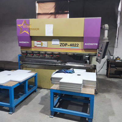 Intelligent Bending Machine Sink Bending Forming 1300mm Column Spacing (Motore di piegatura intelligente)