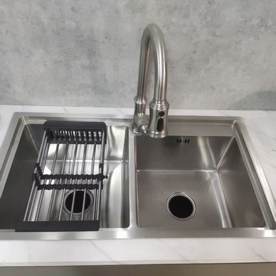 Prezzo buono Lavello da cucina artigianale in acciaio inossidabile con materiale alimentare 304/316 e design integrato per pulizia-taglio-scarico in linea